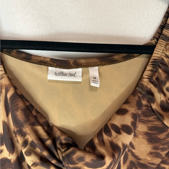 New Willow & Root Cheetah Open Front Top. - Picture 8 of 8